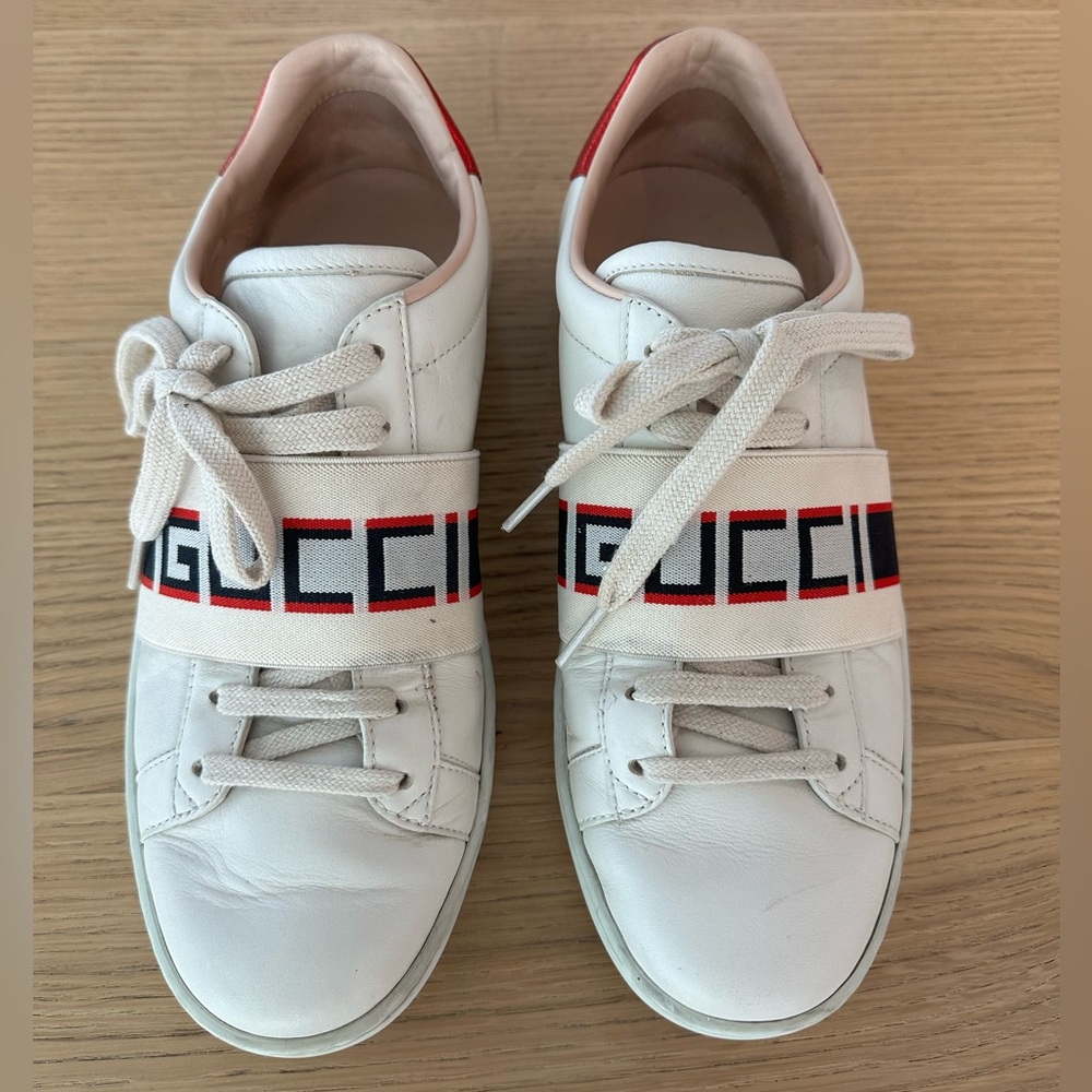 Gucci snickers.